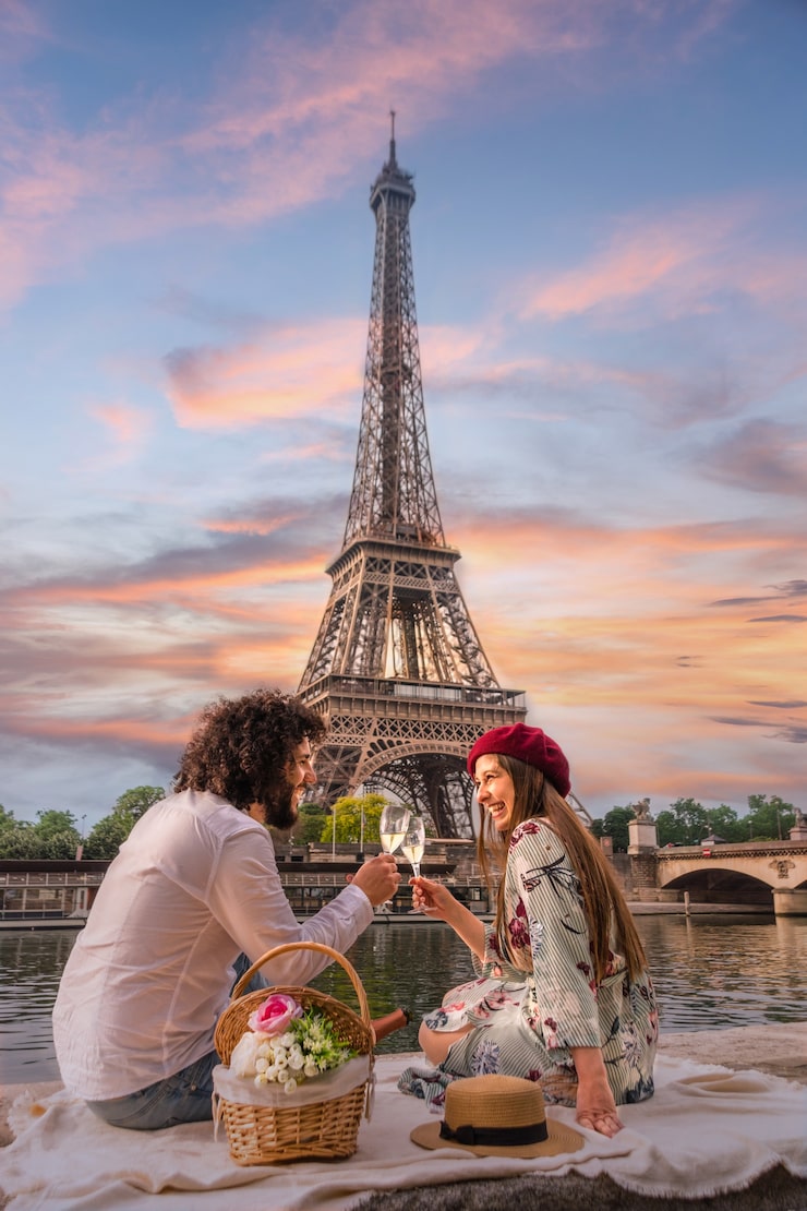 Budget Destinations Paris Hotel for travelers